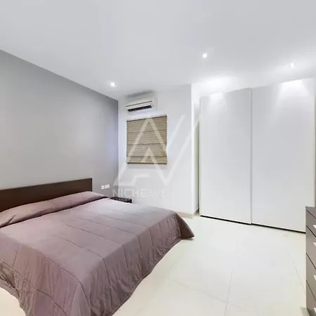 Seaview I Luxury * Sliema